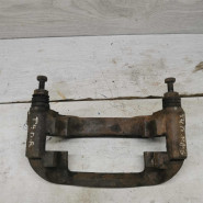 Скоба переднего суппорта Volkswagen transporter t4