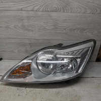 Фара передняя левая Ford Focus 2 рестайлинг Фара передняя левая Ford Focus 2 рестайлинг