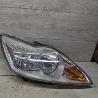 Фара передняя правая Ford Focus 2 рестайлинг Фара передняя правая Ford Focus 2 рестайлинг
