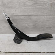 Педаль газа Nissan Almera III (G15) Педаль газа Nissan Almera III (G15)