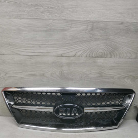 Решётка радиатора Kia Sorento I