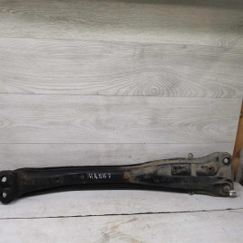 Балка передняя подрамник продольная Nissan almera n16