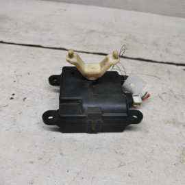 Моторчик заслонки печки сервопривод Nissan almera n16