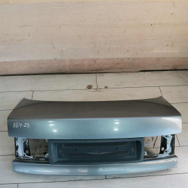 Крышка багажника Audi 80 b4 Крышка багажника Audi 80 b4