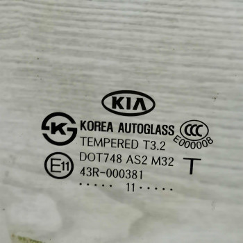 Стекло двери переднее правое KIA Soul I Стекло двери переднее правое KIA Soul I