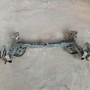 Балка задняя Nissan Tiida I