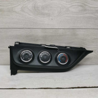 Блок управления печкой и кондиционером Toyota Corolla XI (E160, E170, E180)
