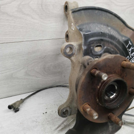 Кулак поворотный передний левый Toyota Corolla XI (E160, E170, E180)