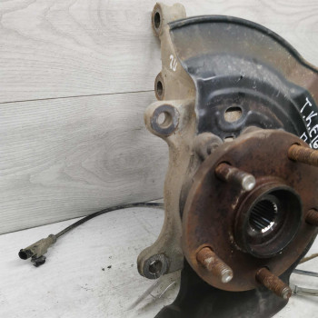 Кулак поворотный передний левый Toyota Corolla XI (E160, E170, E180)