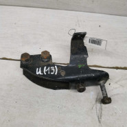 Кронштейн рулевой рейки Audi 80 b3 Audi 80 b4