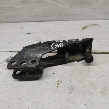 Кронштейн рулевой рейки Audi 80 b3, Audi 80 b4