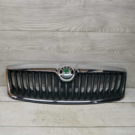 Решетка радиатора Skoda Octavia A5 рестайлинг