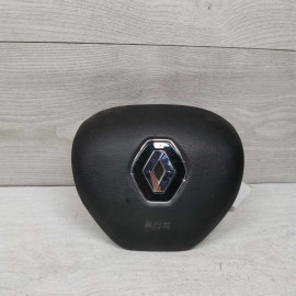 Подушка безопасности в руль муляж Renault Arkana I