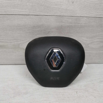 Подушка безопасности в руль муляж Renault Arkana I