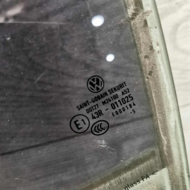 Стекло двери заднее левое Volkswagen Passat b8 универсал