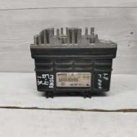 Блок управления двигателем Audi 80 b4