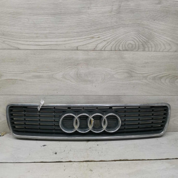 Решетка радиатора Audi 80 b4