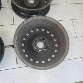 Диск штампованный r15 Nissan Tiida I Диск штампованный r15 Nissan Tiida I