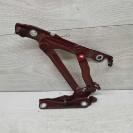 Петля крышки багажника правая Mazda 3 BK