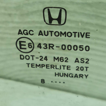 Стекло двери переднее правое Honda CR-V IV