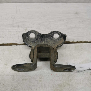 Петля двери передняя правая нижняя Toyota Corolla XI (E160, E170, E180)