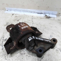Опора двигателя правая кронштейн Chevrolet Aveo t250 07г.в. 1.2i