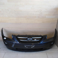 Бампер передний Kia Carens II (UN)