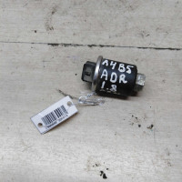 Датчик давления системы кондиционера Audi A4 B5 Volkswagen Passat B5