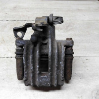 Суппорт тормозной задний левый Volkswagen Passat B5 (Passat B5 GP) Audi A6 C5 Skoda superb