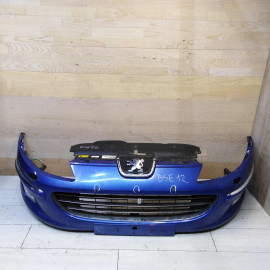 Бампер передний Peugeot 407 мелкие дефекты