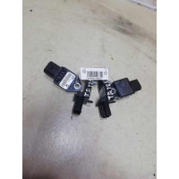 Датчик Airbag Toyota Avensis t250 (гор)