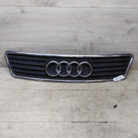 Решётка радиатора Audi A6 C5 дорестайлинг