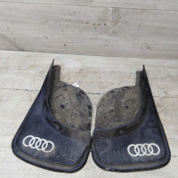 Брызговик Audi A4 B5 задний седан