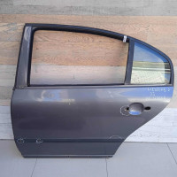 Двери задняя левая Skoda Superb  