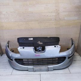 Бампер передний Peugeot 407 под омыватели бу
