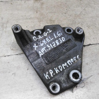 Кронштейн кондиционера Opel Astra G