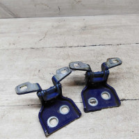 Петля двери Renault Logan I