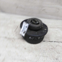 Опора двигателя 1.9 TDI Volkswagen Transporter t4