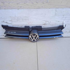 Решётка радиатора Volkswagen Golf 4