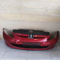 Бампер передний Peugeot 307 дорестайлинг оригинал  