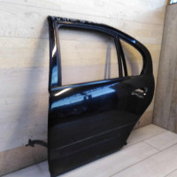 Дверь задняя левая Nissan Primera P11 лифтбек