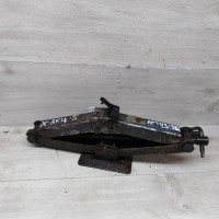Домкрат Hyundai accent II   