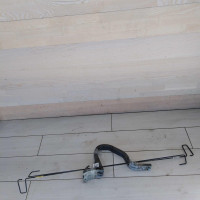 Петля багажника Hyundai accent 2