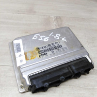 Блок управления двигателем Volkswagen Passat B5  8d0907557t 0261204185