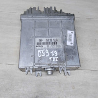 Блок управления двигателем Volkswagen Passat B5