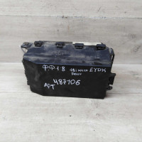 Блок предохранителей Ford Focus 1 518276100 2m5t14a067bb  98ag14a142ad