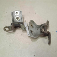Петля двери левая Nissan Primera p12   