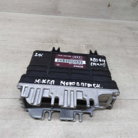 Блок управления двигателем Audi 80 B4 0261200735 8a0907311b