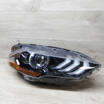 Фара передняя правая Ford Mustang IV рестайлинг