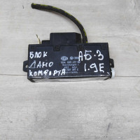 Блок комфорта Audi 80 B4
